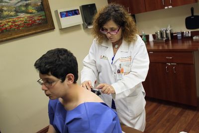 Rhapsido Becomes First FDA-Approved Treatment for Hives Triggered by Scratching, but Fewer Than a Third Fully Cleared
