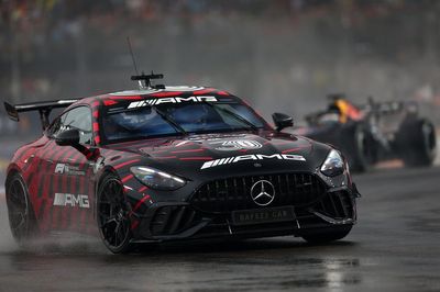 FIA reveals new start time for delayed F1 qualifying at Singapore GP