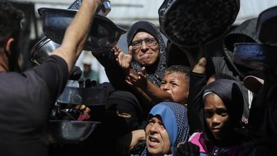 Palestinians struggle to find food in Gaza a year after ceasefire