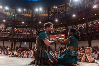 Shakespeare's Globe accused of 'discriminating' with higher school trip fees for private pupils