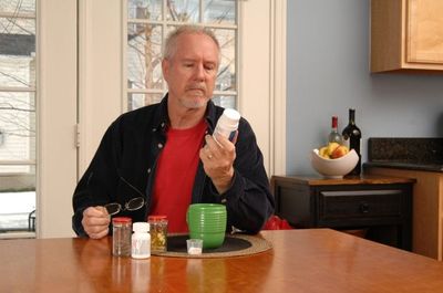 Still Taking the Same Supplements You Started 10 Years Ago? Check These 6 Things