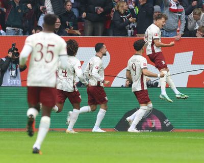 European football: Gordon boosts Barcelona, Neuer errors cost Bayern in draw