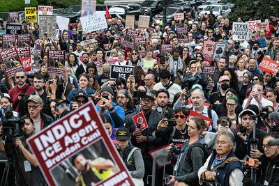 NYPD video fuels ICE shooting scrutiny