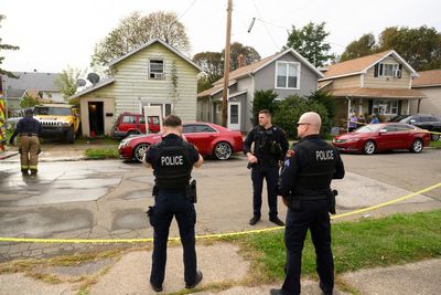 Gunman kills 8 people - including pregnant woman and 2 children - in Pennsylvania