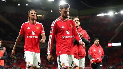 Man Utd Sink to 40-Year Low, Giving Michael Carrick Nowhere to Hide