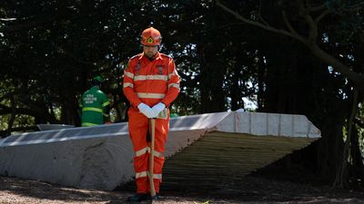 'Everyday heroes': fallen volunteers hailed for service