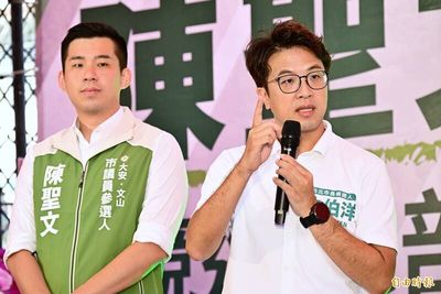 貼臉開大遞辯論書！ 沈伯洋還原蔣萬安比1他比4當時狀況