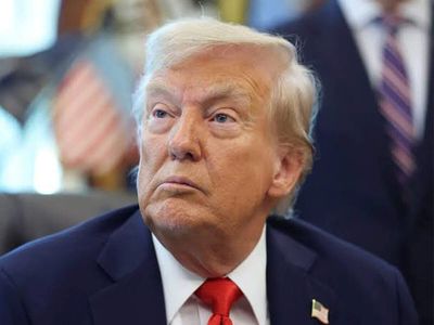 Donald Trump: ‘We’re getting rich because of tariffs,’ vows $5,000 payout again if Republicans win midterms