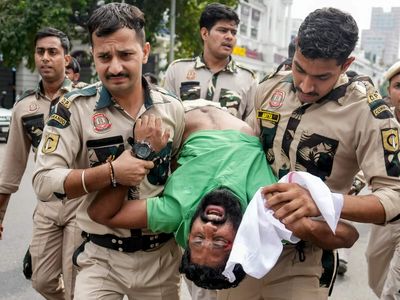 Delhi has become 'detention state': Sanjay Raut on police action against CJP-led protests