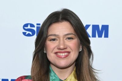 New York toy store hits back at Kelly Clarkson ‘Pretty Woman’ treatment claims