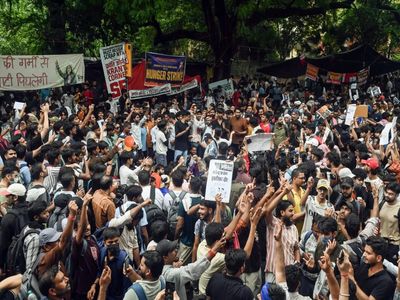 Over 200 detained on Day 2 of CJP protest in Delhi; protesters alleged police excesses
