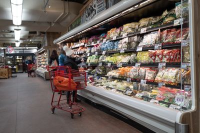 Americans' Confidence in Grocery Food Safety Falls to Record Low 65% as E. Coli and Salmonella Investigations Continue