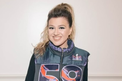 Kelly Clarkson Hits Back at Brooklyn Store's 'Pretty Woman' Account Over $15K Singing Bird: 'You're Also a Liar'