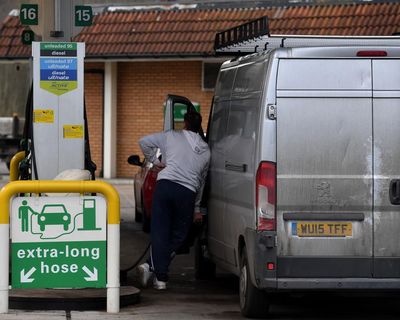 UK van drivers face extra £2.5bn in diesel costs this year, figures show