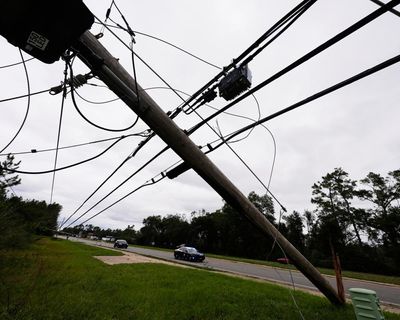 Thousands without power in Florida and Alabama as Isaias moves north