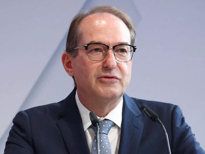 Germany faces a ‘shadow war’ more far-reaching than Cold War, warns minister