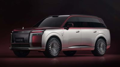 Avatr T09 Debuts With Six Seats And 1,000-HP Hybrid System