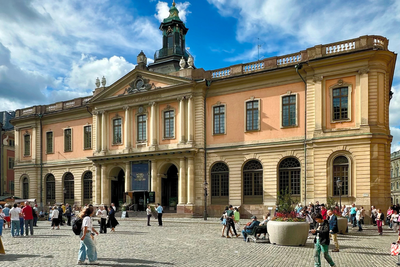 It Worked Well – Until It Didn't': Nobel Economists Expose the Limits of Old Economic Thinking