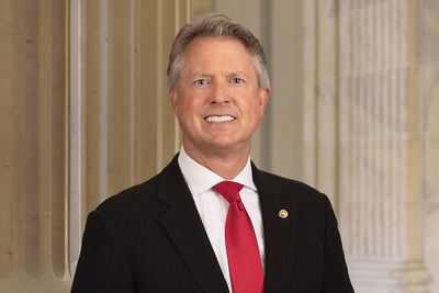 US Senator Who Sued 700 Patients Over Unpaid Medical Bills Finally Pays Bakery He Owed for Six Years