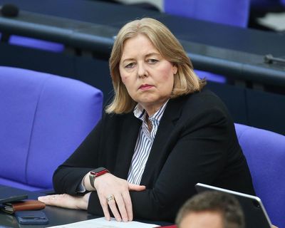 German minister quits after ‘indecent’ attacks intensify during bereavement