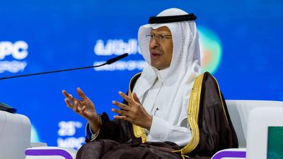 Saudi to increase crude exports to 10 million bpd, examine transport alternatives