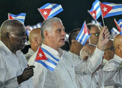 Díaz-Canel's Salute to Kim Jong Un Detonates on Cuban Social Media