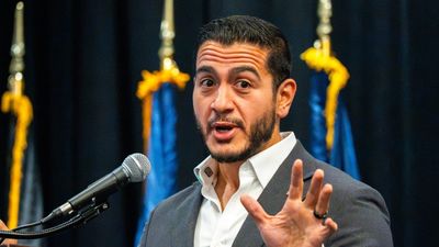 Abdul El-Sayed once claimed Obama was not the right choice. He is now set to campaign alongside the former president: ‘He did his best’