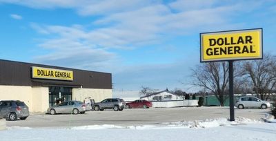 Even $100,000 Households Are Shopping at Dollar General — What Does That Say About the Middle Class?
