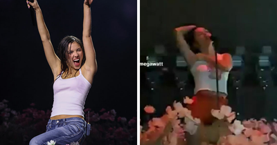 Pop Star Blasted For Seemingly “Unhygienic” Move On Stage, As Fans Drag Taylor Swift Into The Conversation