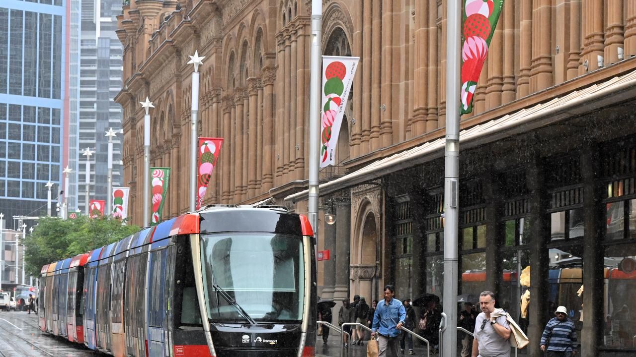 1News Shares CCTV Showing 220 Sydney Light Rail Near Misses