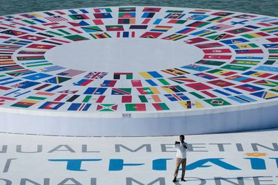 IMF says AI investment propping up global growth, but war and debt threaten outlook