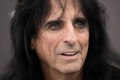 Alice Cooper Admits Taking No Responsibility for Ex's Pregnancy: 'One-in-Five Chance I Was the Dad'