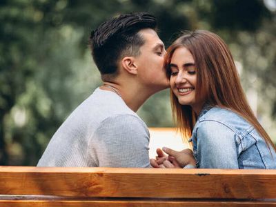 6 Little Things People Do When They Secretly Love You