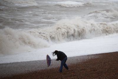 UK weather: Met Office issues yellow wind warning ahead of 70mph winds