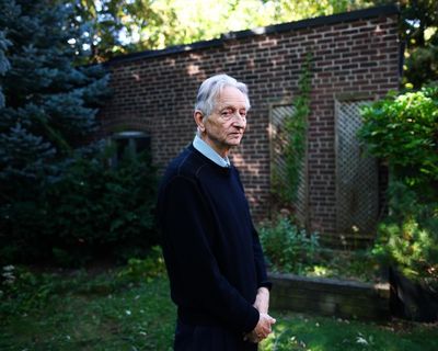 AI godfather Geoffrey Hinton: ‘We’re creating alien beings. I’m willing to be selfish and choose humans’