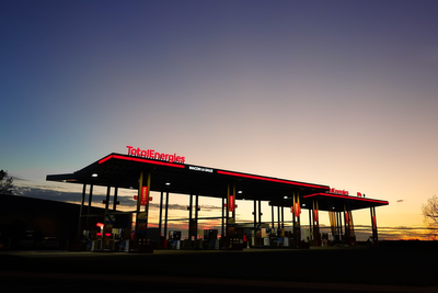 French PM Lecornu Promises €10 Diesel Savings by 1 November; Opposition Calls Plan a 'Scam'