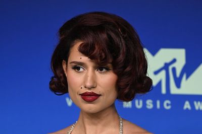 Raye says sign-up process to Royal Albert Hall concert was ‘overwhelmed’ by bots