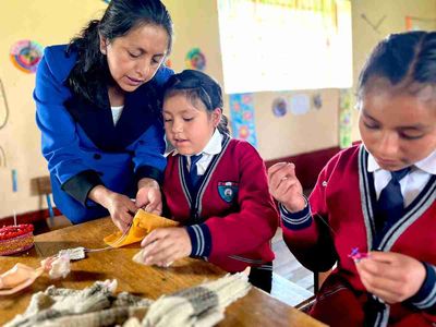 Keiko Fujimori Announces New School Rules to Strengthen Authority and Support for Teachers in Peru