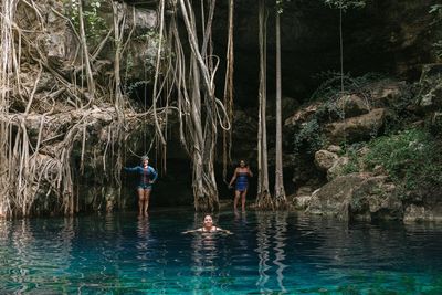 The Mayan camino that reveals jungle ruins with a dark past
