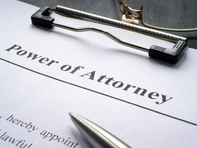 Your Sibling Has Power of Attorney Over Mom’s Money — Who Is Watching the Money?