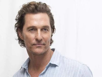 In 2018, Matthew McConaughey spent almost two months in a desert without a phone or electricity. He took a book of bad reviews instead