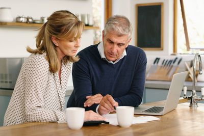 One in five American households are behind on payments: Fed reserve