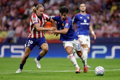 Lisandro Martinez accuses Man United hierarchy of failing to support Michael Carrick