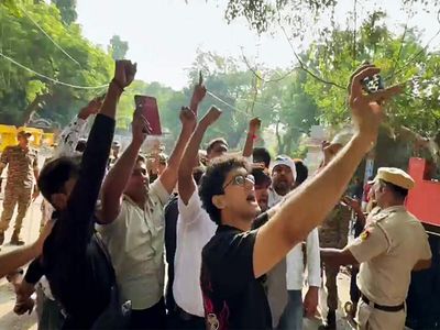 CJP's Saurav Das, Ashutosh Ranka, Ajinkya Shinde placed under preventive arrest for allegedly trespassing at Jantar Mantar