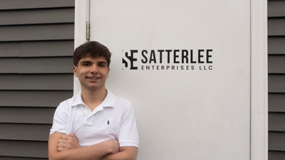 18-year-old's 3D-printed beer koozie brand made $315,000 in one month
