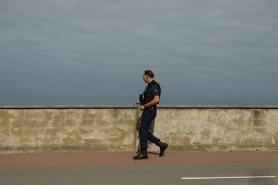 France to deploy more riot police to tackle small boat crossings