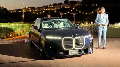 BMW Brings Back The V8 7 Series: Meet The New M760