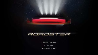 Tesla Swears It'll Livestream The New Roadster's Reveal On October 15