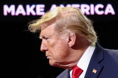 New Trump rule could put refugees on 10-day countdown clock to stay in the US