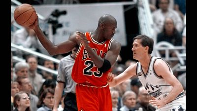 Michael Jordan’s 1998 Bulls jersey sells for record $14 million to Miami investor